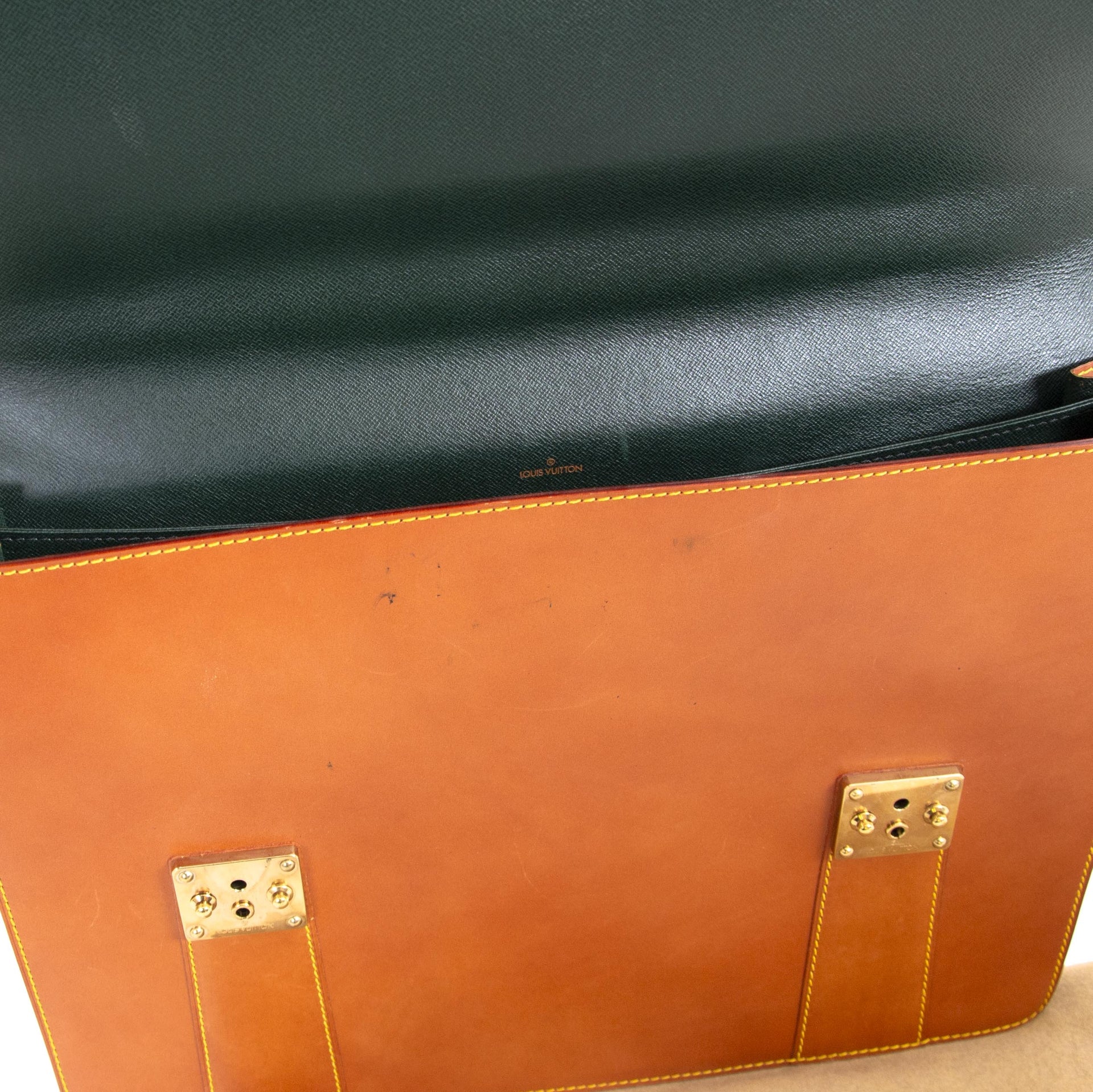 Louis Vuitton Vachetta Leather Serviette Briefcase now for sale at labellov vintage fashion webshop belgium