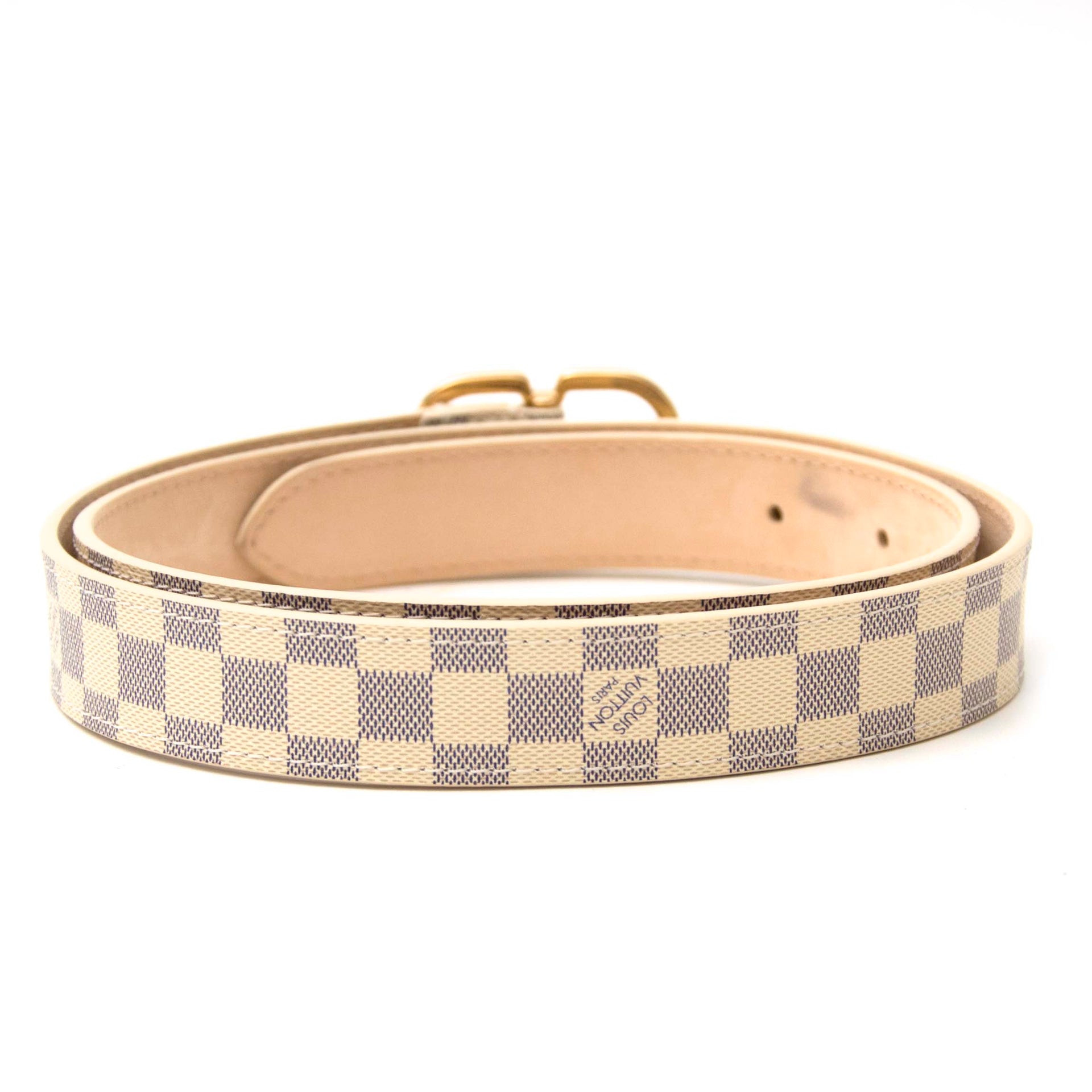 Bent u op zoek naar een authentieke Louis Vuitton Mini Damier Belt Damier Azur Canvas Belt ?