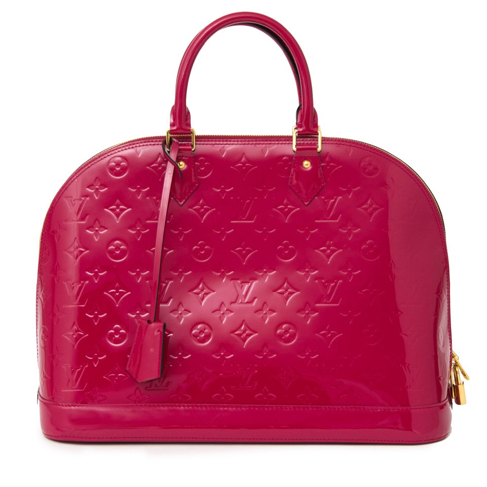 Authentieke Louis Cuitton Alma MM Indien roos paars voor de juiste prijs bij LabelLOV vintage webshop. Louis Vuitton Alma MM Indien purple pink. Veilig online winkelen. Luxe, vintage, mode. Antwerpen, België.