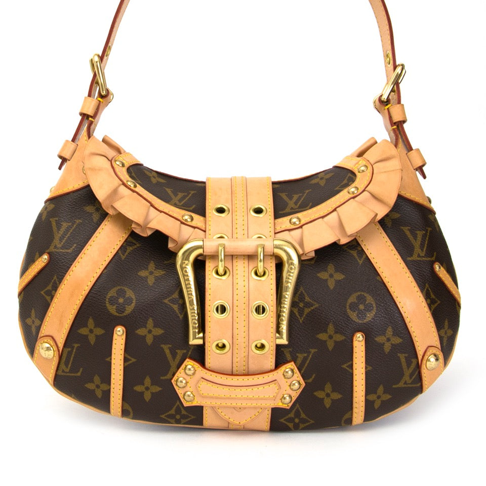 koop veilig online aan de beste prijs tweedehands Louis Vuitton Monogram Canvas Leonor Bag net als nieuw