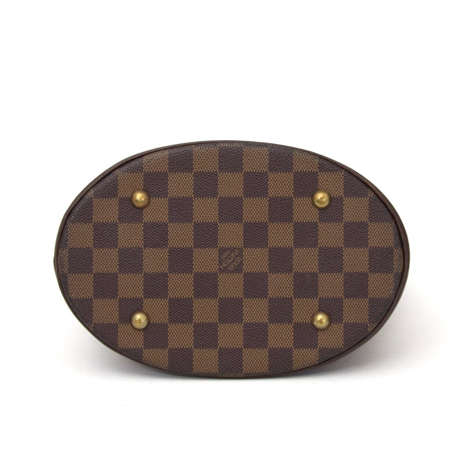 Op zoek naar Louis Vuitton Petit Bucket Bag in Damier Ebene? Koop veilig bij Labellov.com