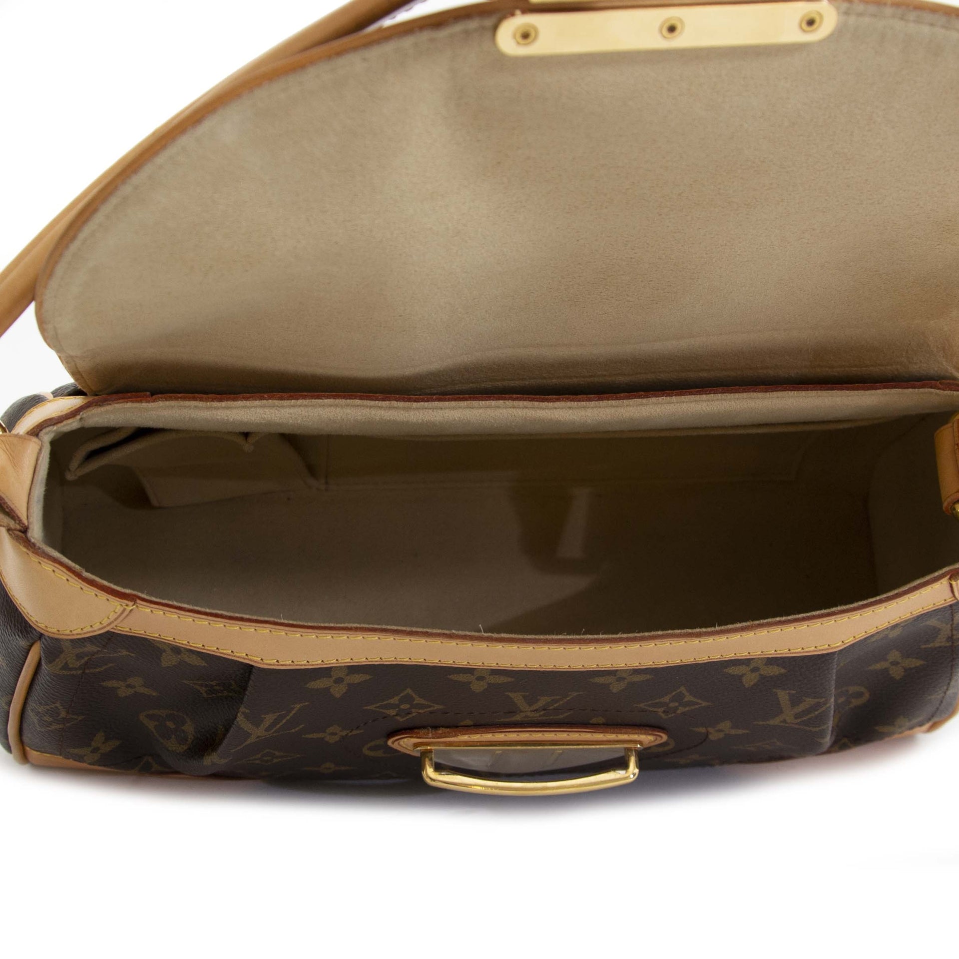 Louis Vuitton Monogram Beverly MM Bag now for sale at labellov vintage fashion webshop belgium