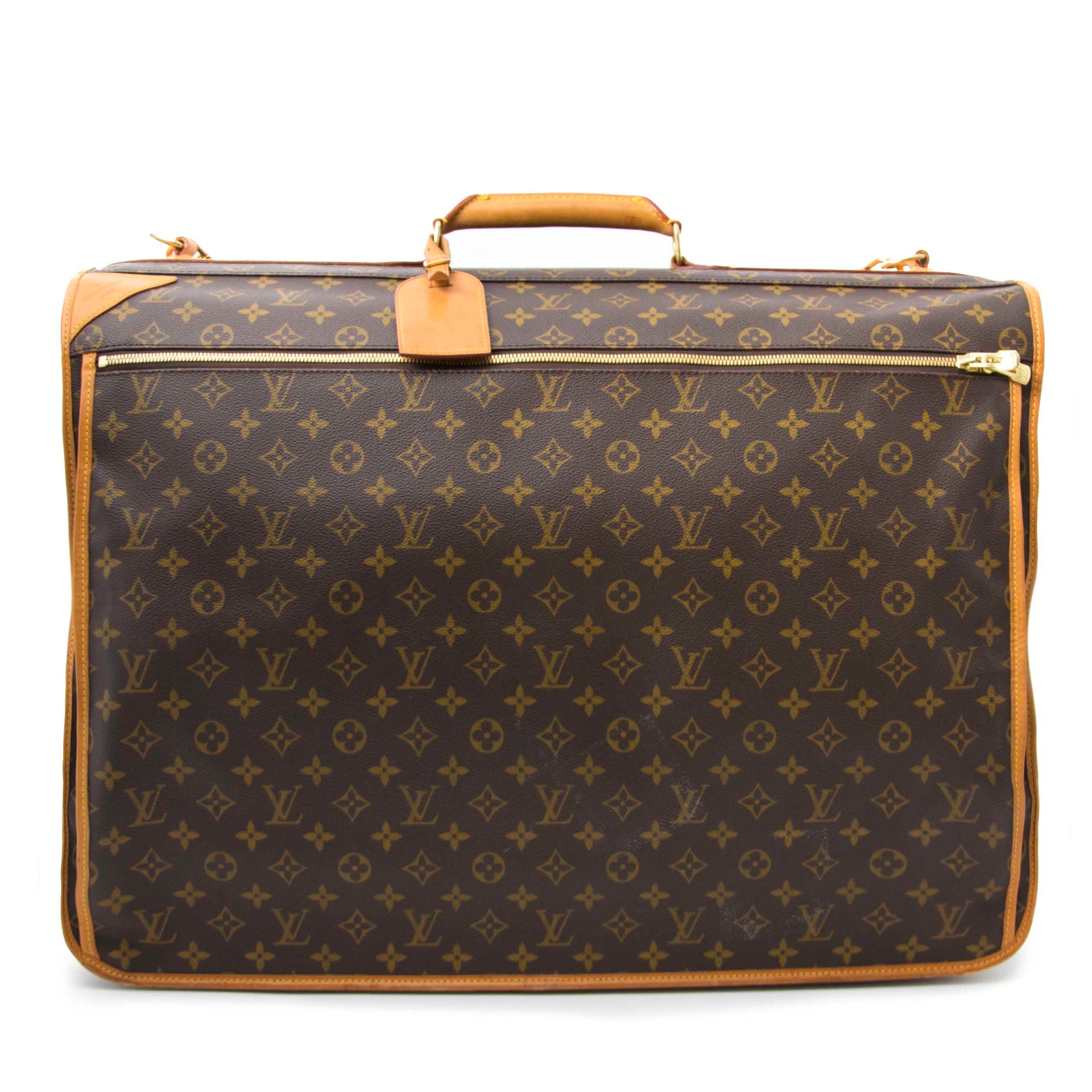 Louis Vuitton Monogram Canvas Portable Bandouliere Garment Bag is now for sale in Antwerp Belgium at Labellov or online www.labellov.com, exclusive designer items at affordable prices.