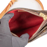 Shop safe online at Labellov in Antwerp, Brussels or Knokke this 100% authentic second hand Louis Vuitton Monogram Viva Cite PM Crossbody Bag