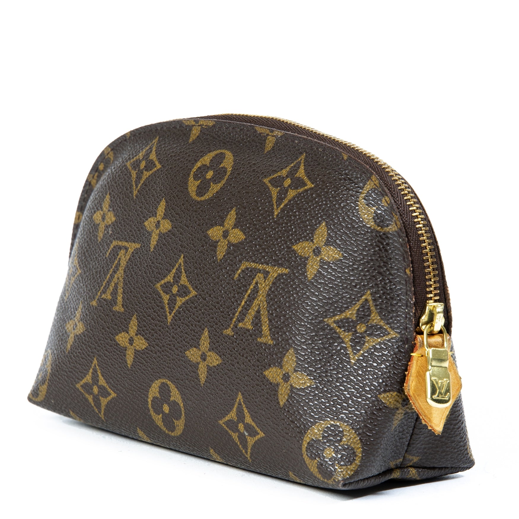 achetez Louis Vuitton Cosmetic Pouch chez labellov pour le meilleur prix