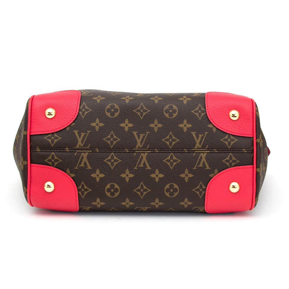 Buy Louis Vuitton Poppy Estrela NM pink at the right price at LabelLOV vintage webshop. Luxe, vintage, fashion. Safe and secure online shopping. Antwerp, Belgium.