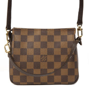 Authentieke tweedehands Louis Vuitton Vintage 1999 Damier Trousse Square Pochette juiste prijs veilig online winkelen LabelLOV webshop luxe merken winkelen Antwerpen België mode fashion