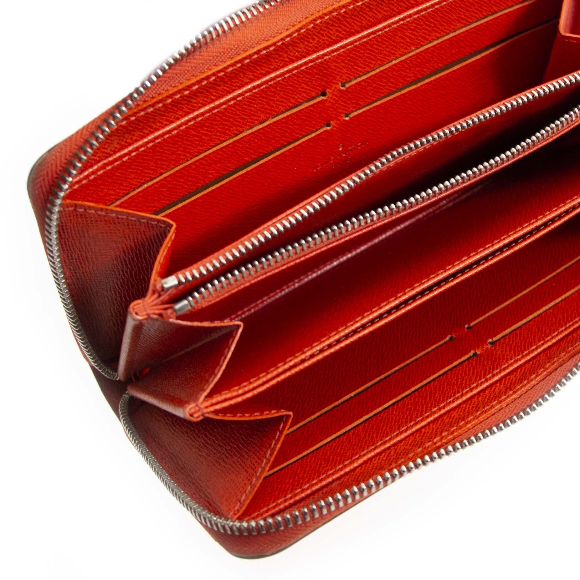 Authentieke tweedehands vintage Louis Vuitton Zippy Wallet Epi Piment koop online webshop LabelLOV