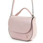 Louis Vuitton Rose Ballerine Epi Luna Bag kopen en verkopen doe je in stijl bij Labellov