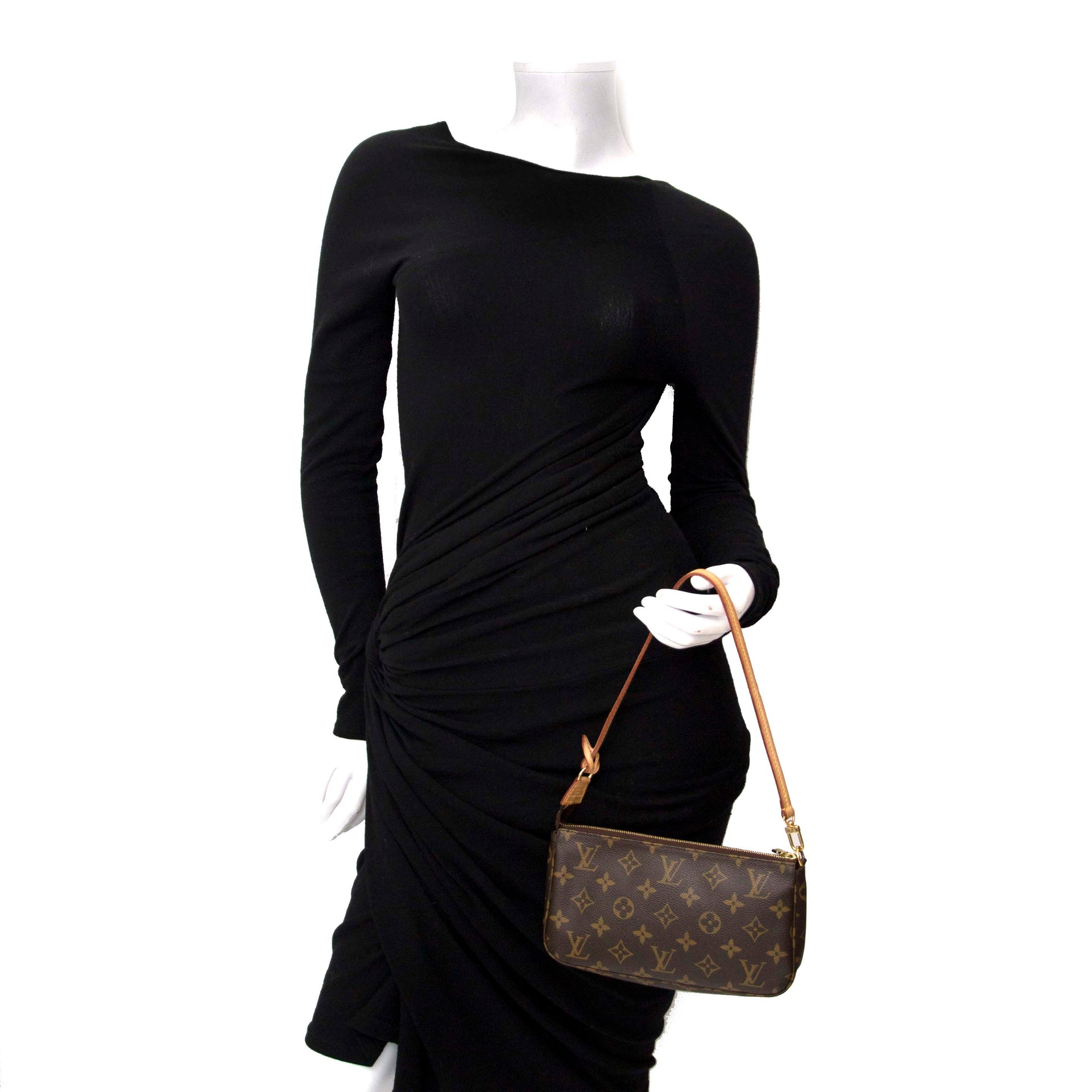 Louis Vuitton Pochette Accessoire