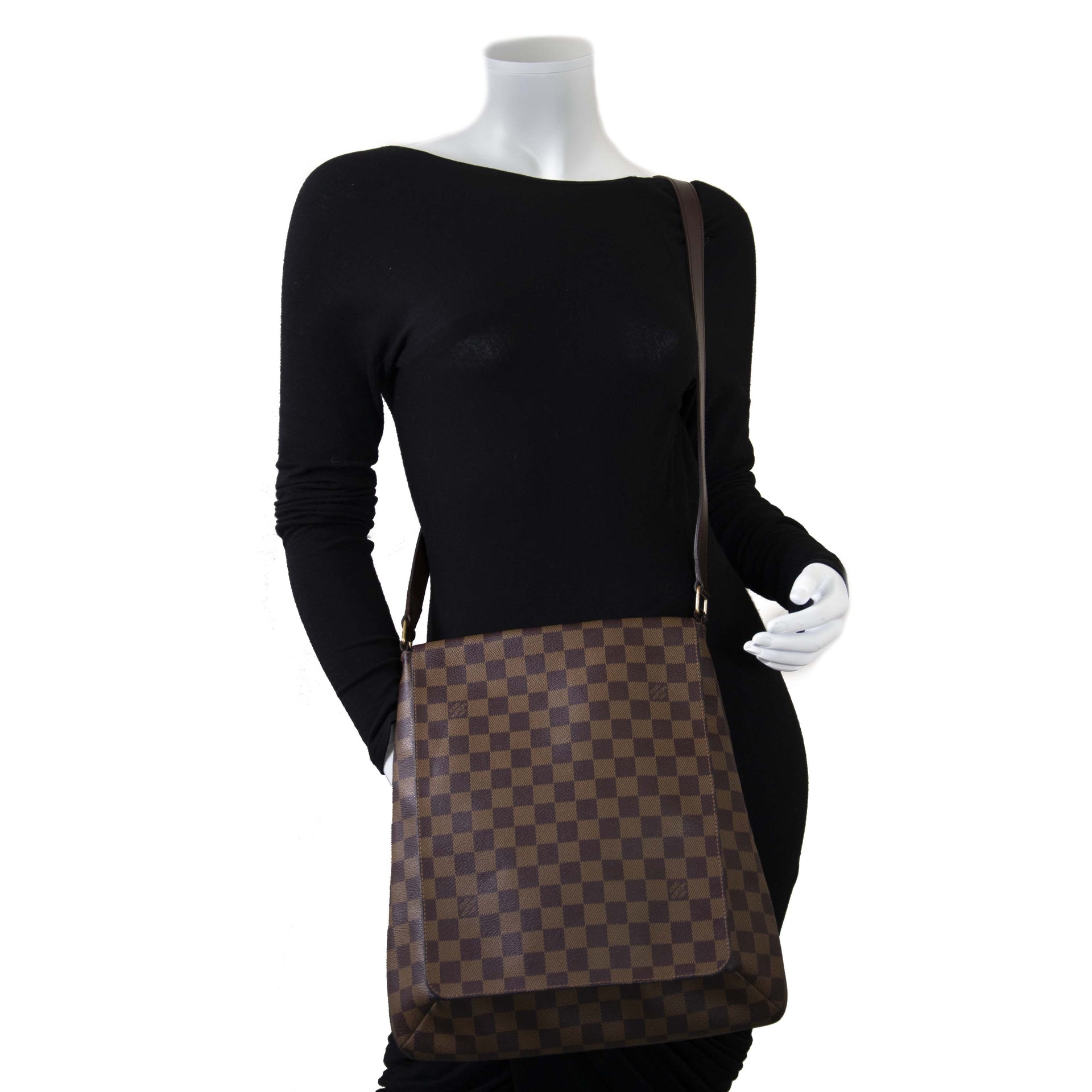 Louis Vuitton damier ebene musette salsa tas nu te koop bij labellov vintage mode webshop belgië aan de laagste prijs
