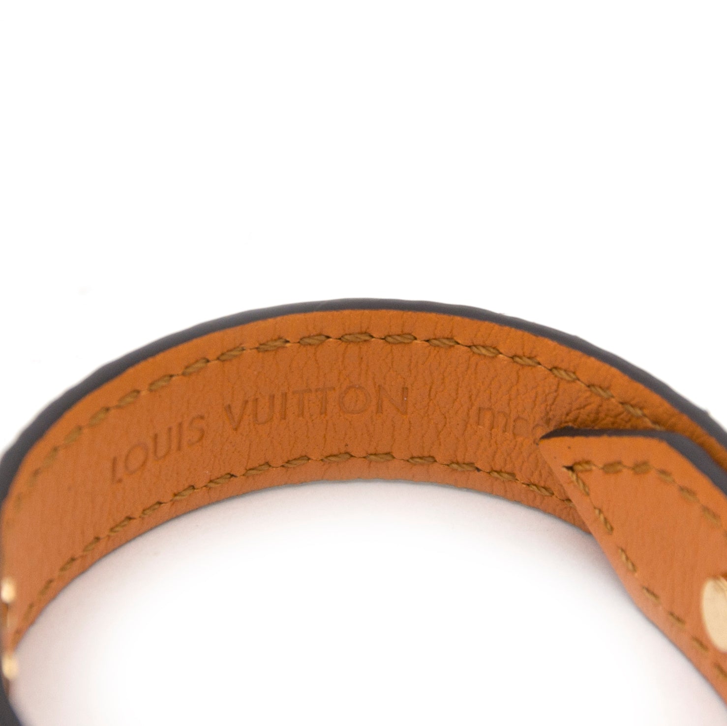 Acheter en ligne chez Labellov.com Louis Vuitton Essential V Bracelet