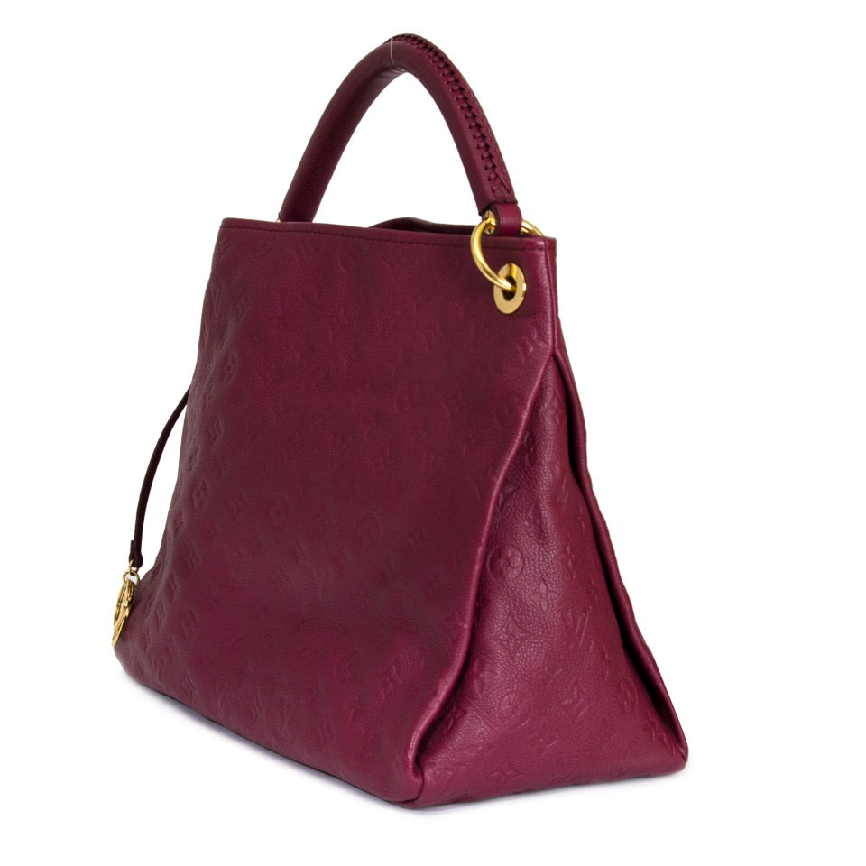 Buy Louis Vuitton Artsy MM Aurore Empreinte monogram at the right price at LabelLOV vintage webshop. Luxe, vintage, fashion. Safe and secure online shopping. Antwerp, Belgium.