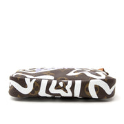 Op zoek naar een unieke Louis Vuitton Limited Edition Pochette Accessoire 'Knokke'?