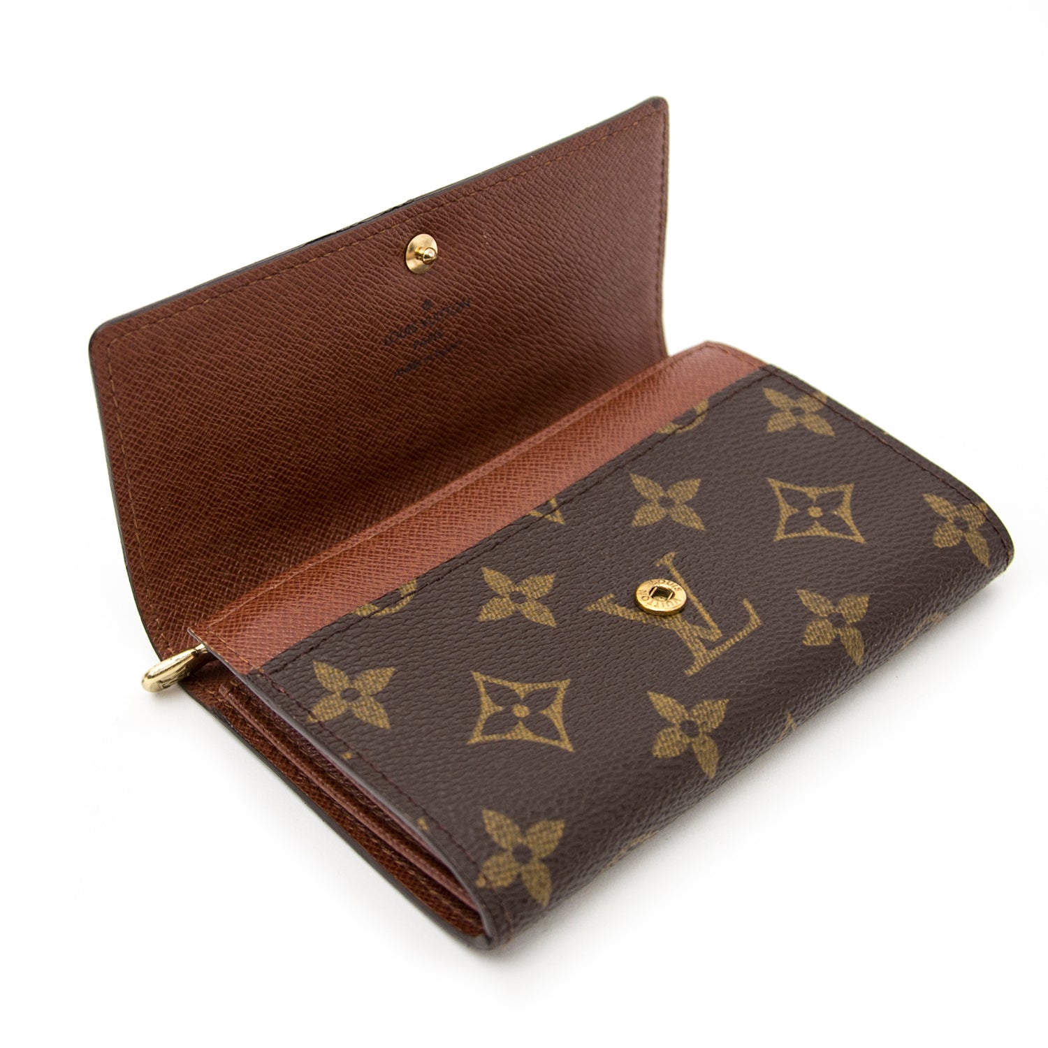 Vintage Louis Vuitton Brown Monogram Wallet for the best price at Labellov webshop. Safe and secure online shopping with 100% authenticity. Vintage Louis Vuitton Brun Monogram Porte-monnaie pour le meilleur prix.