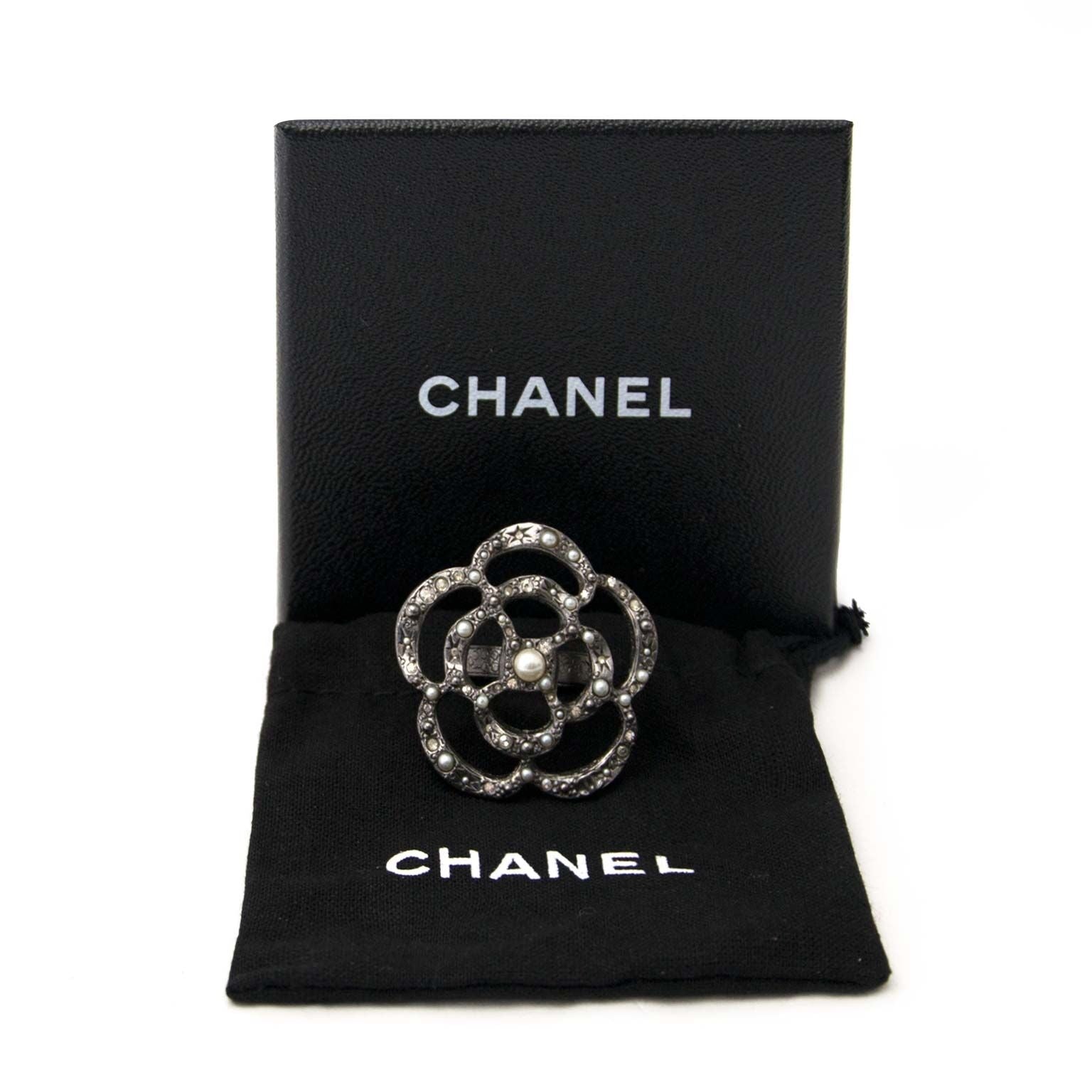 acheter boucles de chanel sur labellov