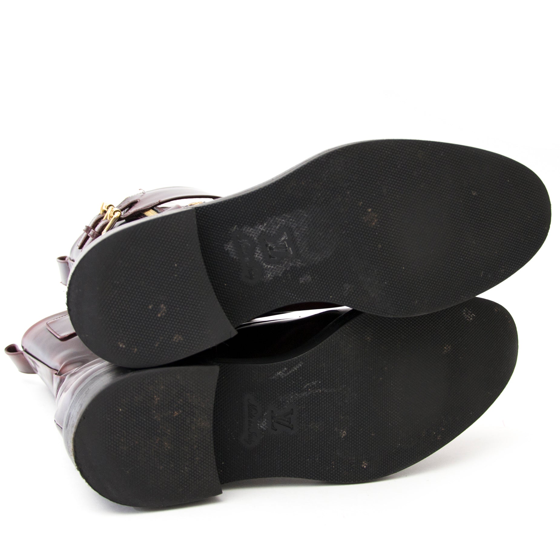 koop veilig online aan de beste prijs Louis Vuitton Bordeaux Calf Leather Diplomacy Ranger Boots - Size 38,5
