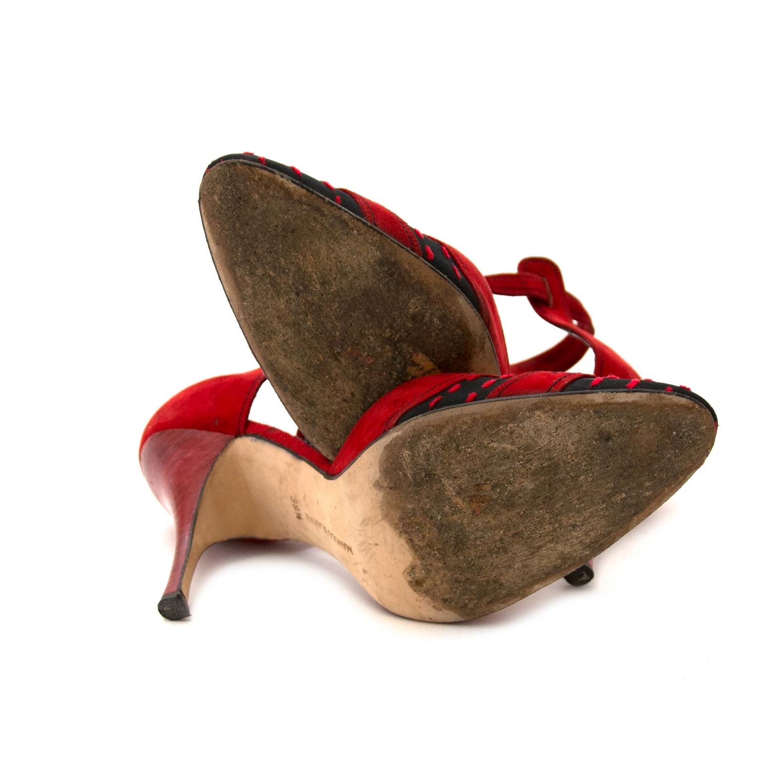 Achète des chaussures authéntiques de Manolo à Labellov vintage webshop