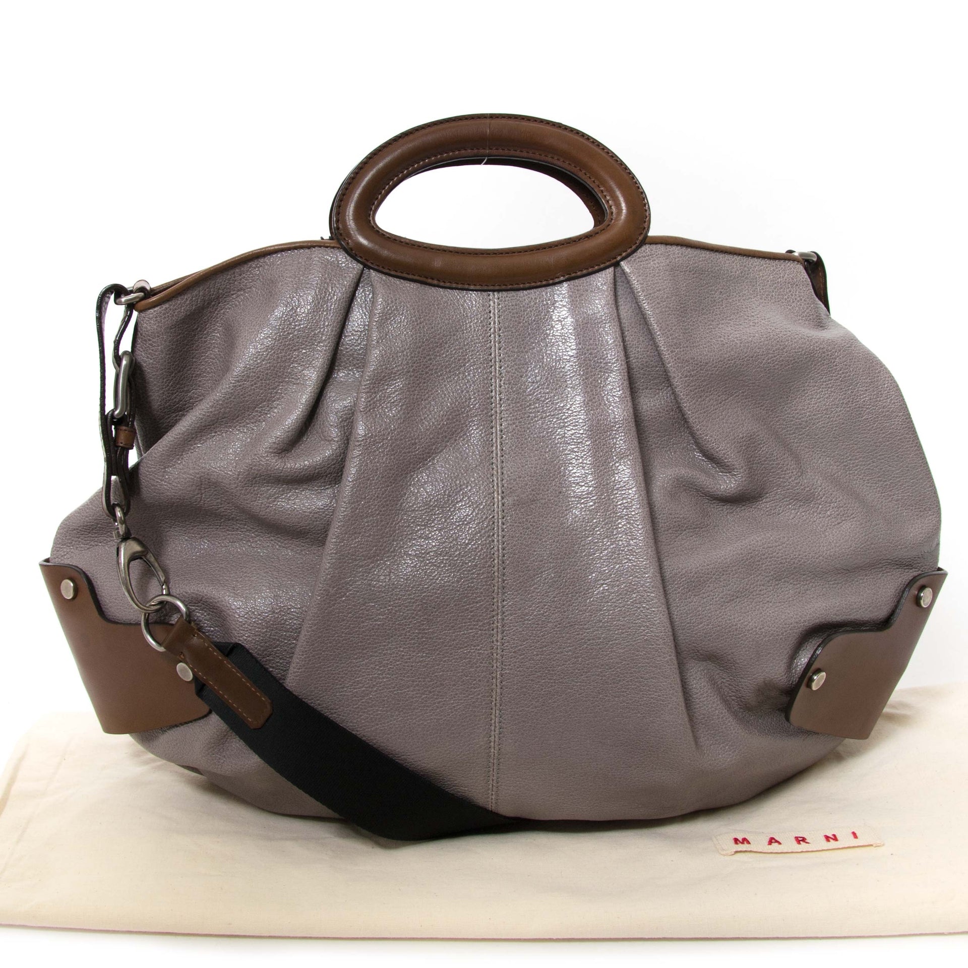 marni round tophandle shoulder bag now for sale at labellov vintage fashion webshop belgium