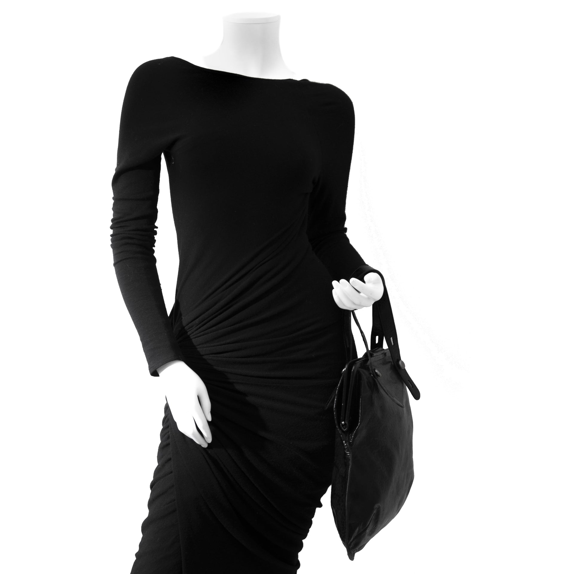 Buy authentic Marni Black Leather Bag secondhand at Labellov.