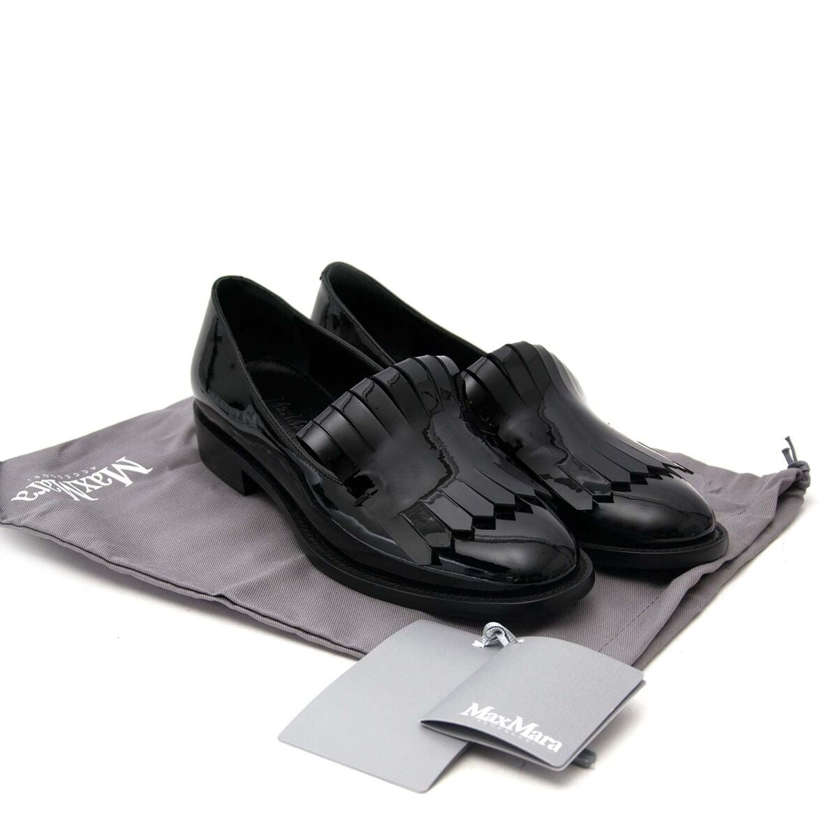 Achetez authentique seconde main Max Mara chaussures pour le bon prix chez LabelLOV