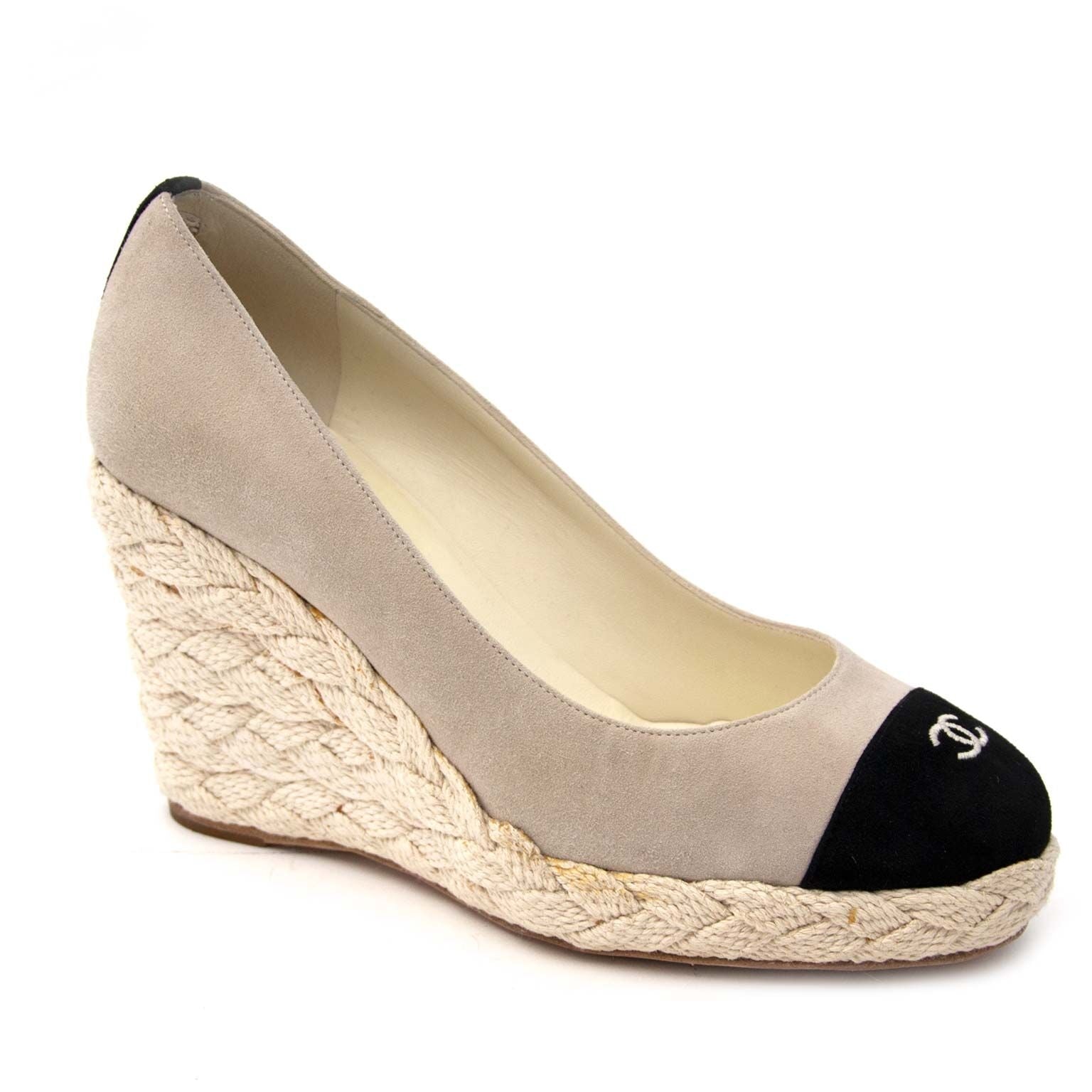 buy and sell secondhand chanel beige and black toe suede wedges at labellov