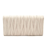 Achetez un authentique Miu Miu portefeuille en beige pour le bon prix chez LabelLOV.