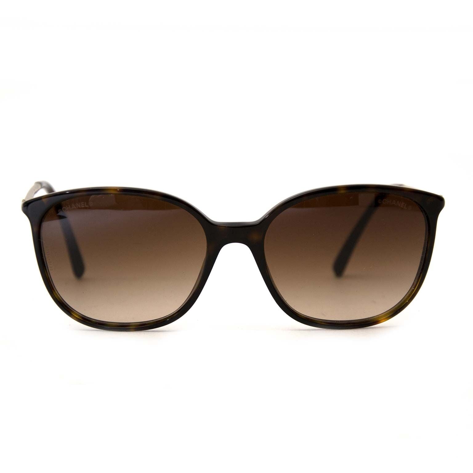acheter des lunettes de soleil de chanel sur labellov
