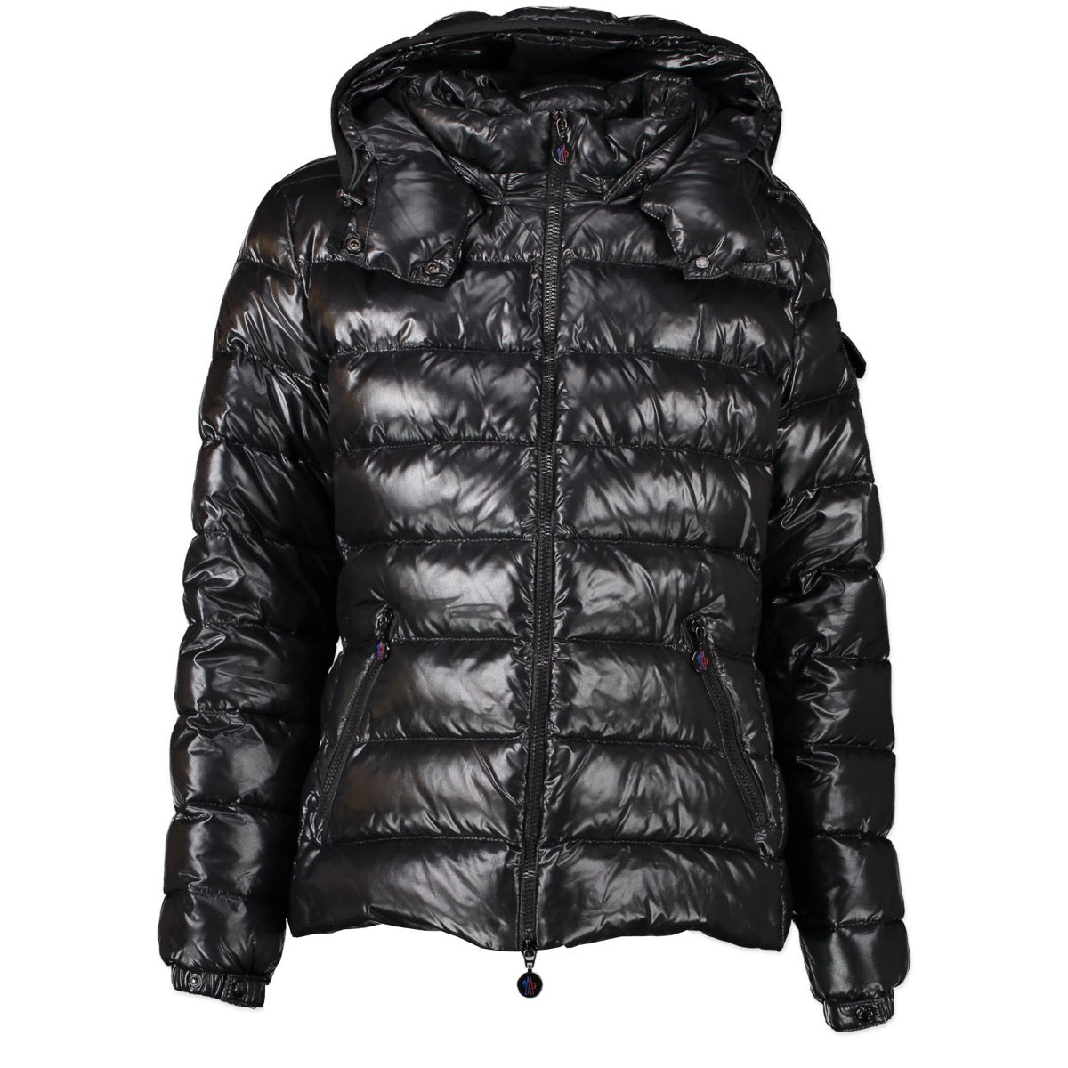 Moncler Dark Grey Wool Puffer Jacket - size 3 This beautiful Moncler jacket will definitely keep you warm this winter season, whether it's on the ski slope or during the colder days in the city. The jacket features a beautiful dark grey puffer design i