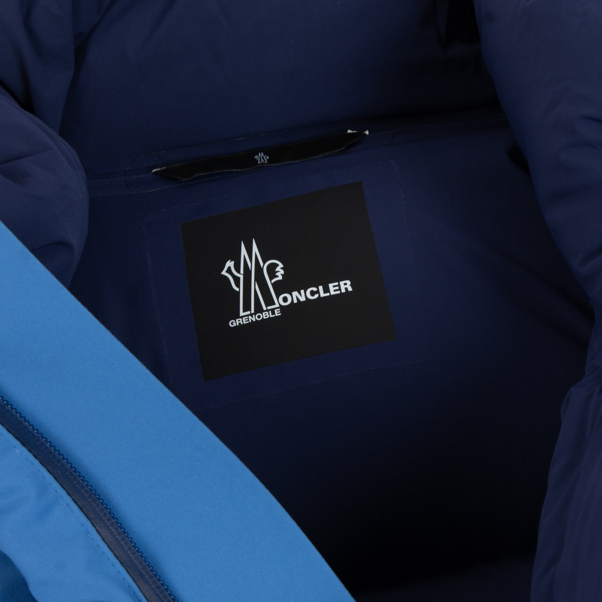 shop 100% authentic second hand Moncler Blue Taku Giubbotto Grenoble Jacket - Size 3 on Labellov.com