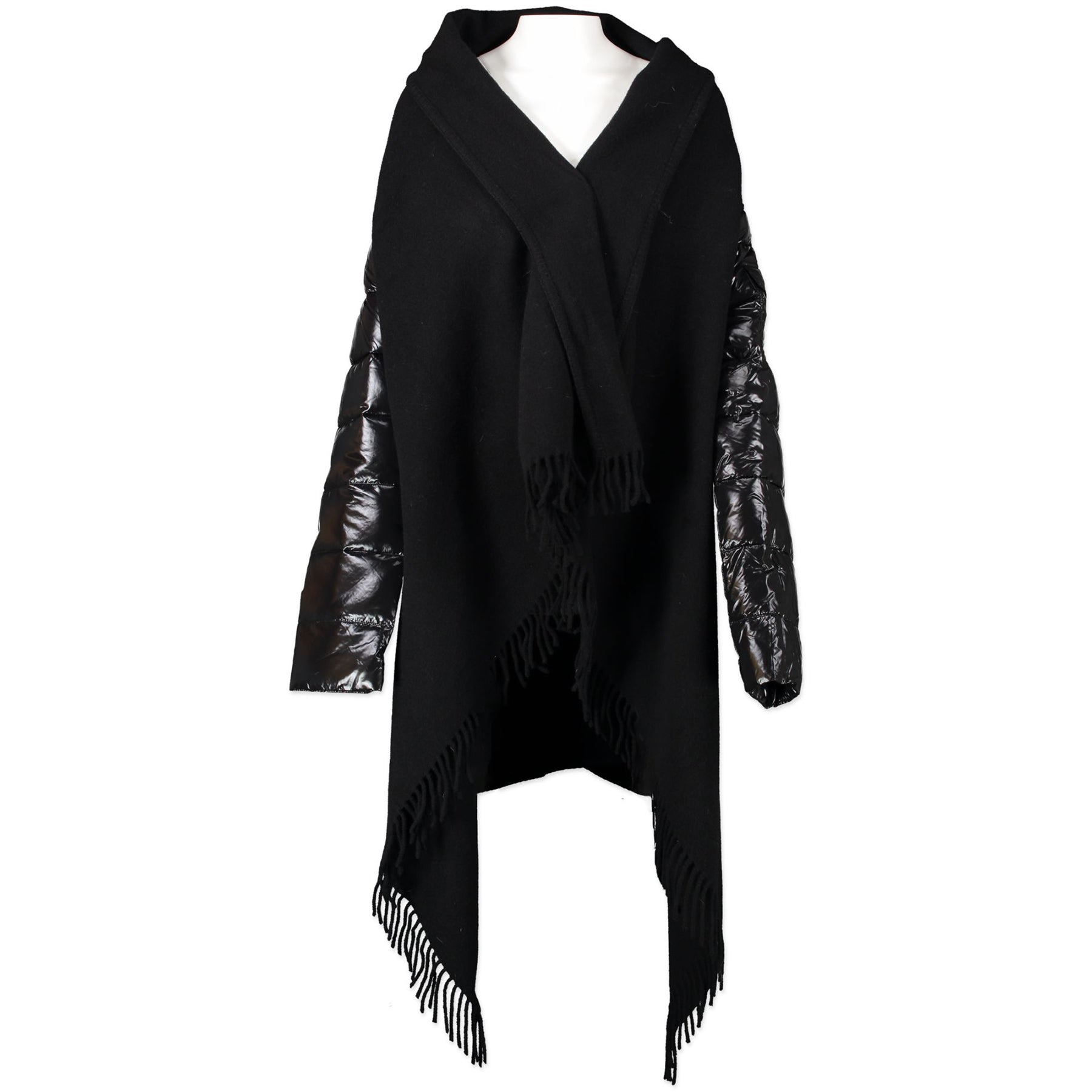 Authentieke Tweedehands Moncler Black Mantella Cape Jacket juiste prijs veilig online shoppen luxe merken webshop winkelen Antwerpen België mode fashion
