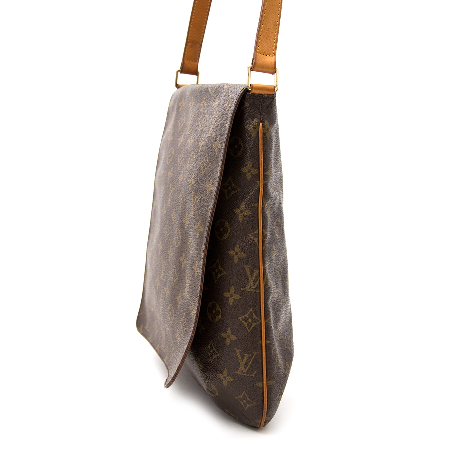 Buy and sell your preloved designer bags for the best rates online at Labellov luxury