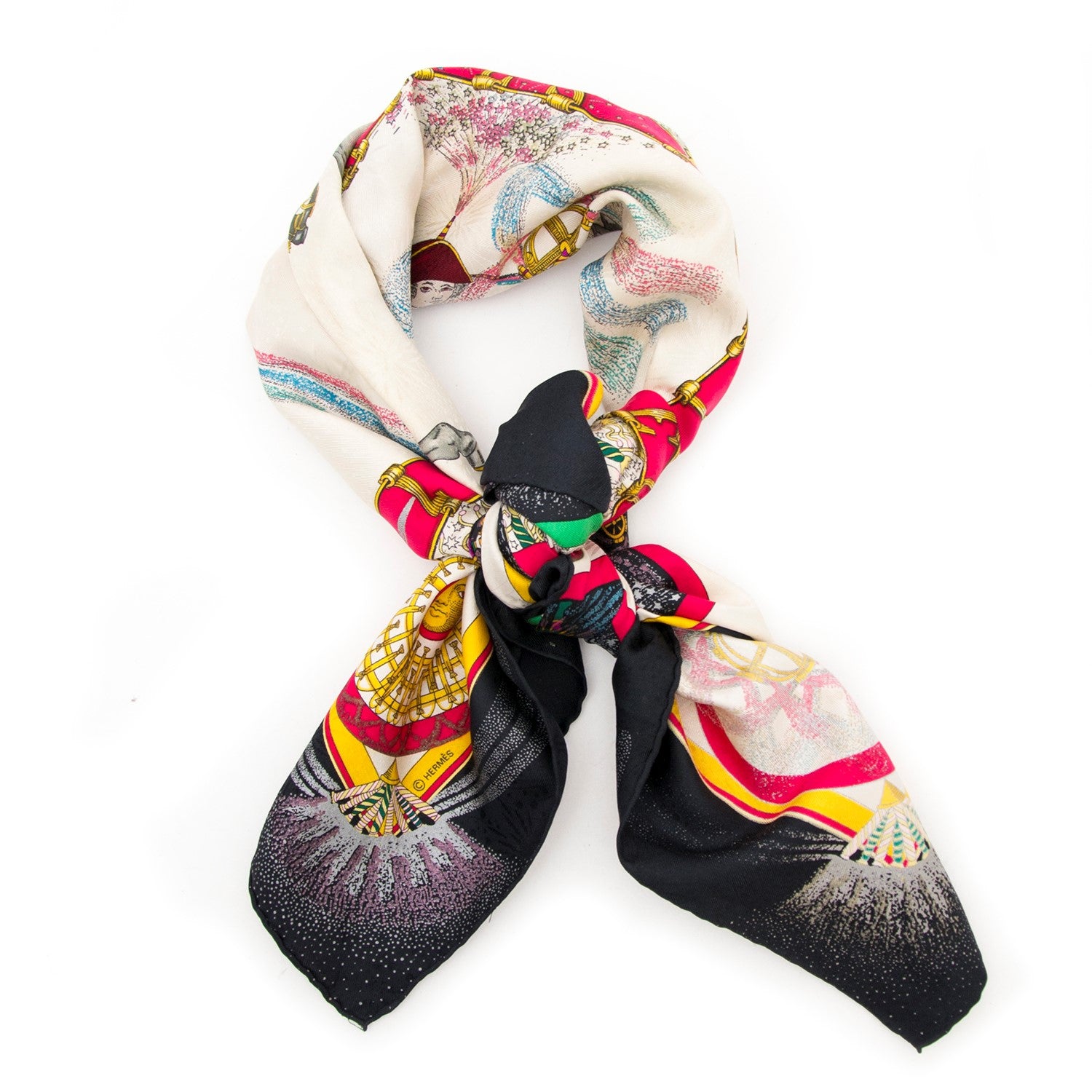 Vintage Hermès Carré 'Feux D'Artifice' scarf for the best price at Labellov webshop. Safe and secure online shopping with 100% authenticity. Vintage Hermès Carré 'Feux D'Artifice' foulard pour le meilleur prix.