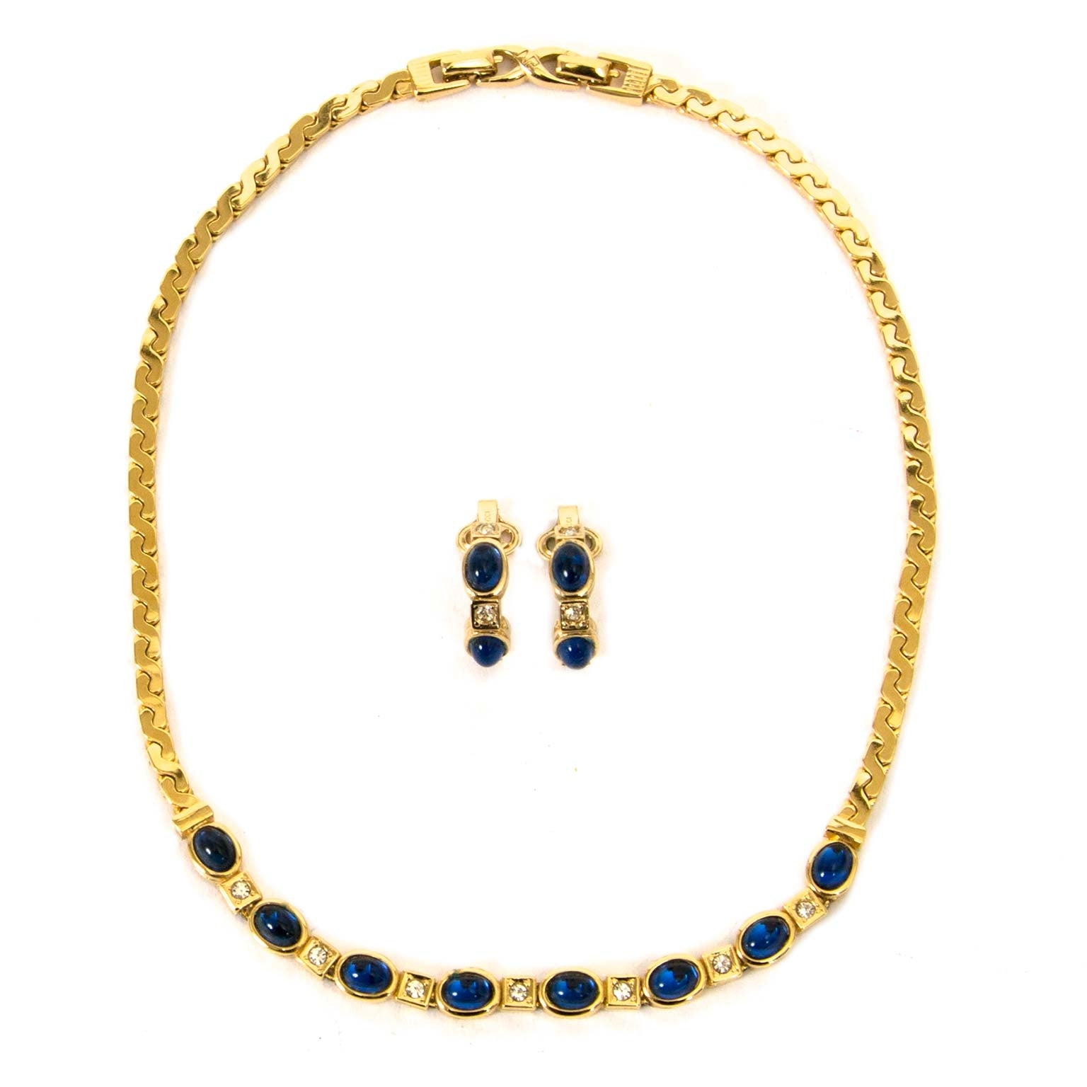 Nina Ricci Gold-Toned Necklace And Clip-On Earrings