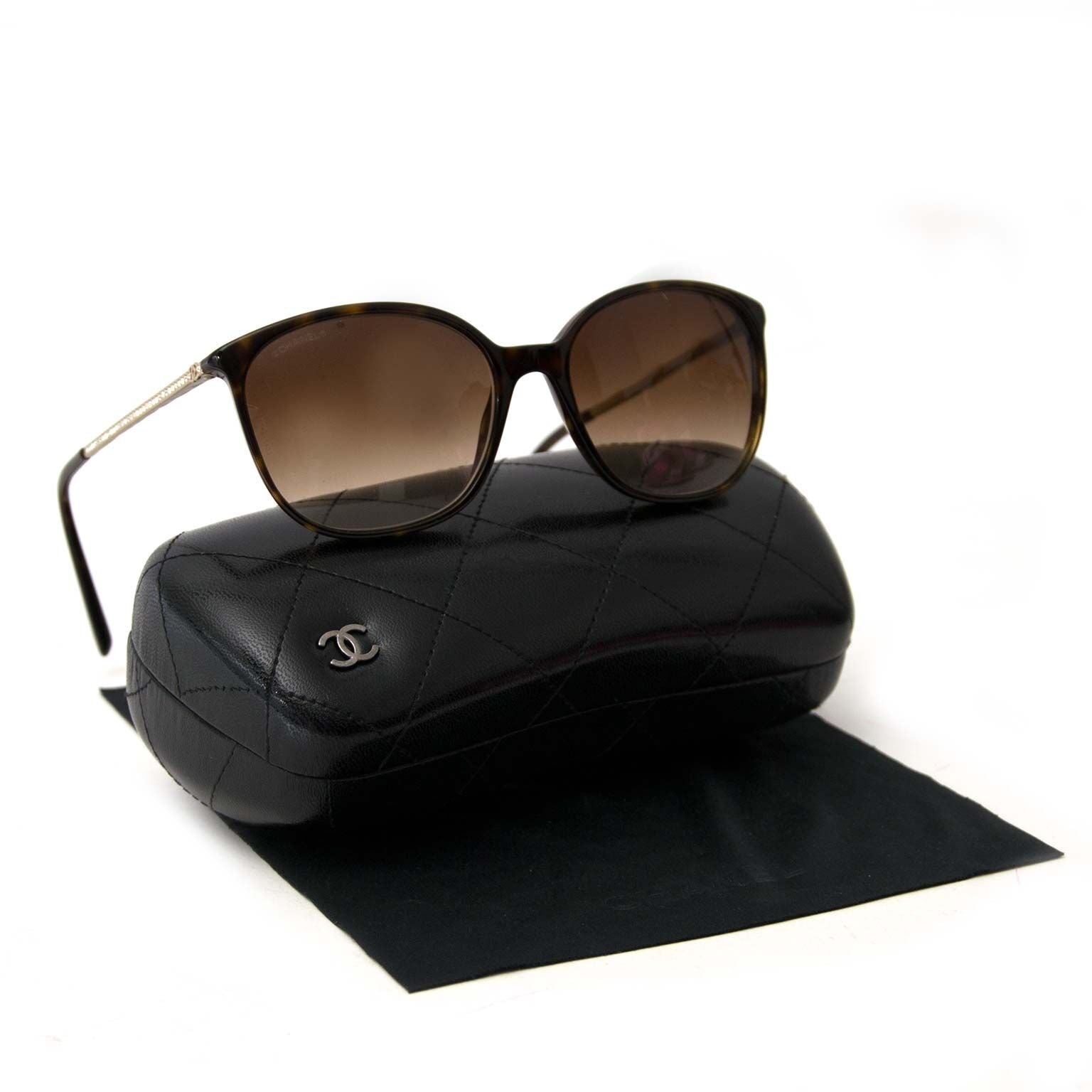 buy secondhand chanel brown sunglasses at labellov