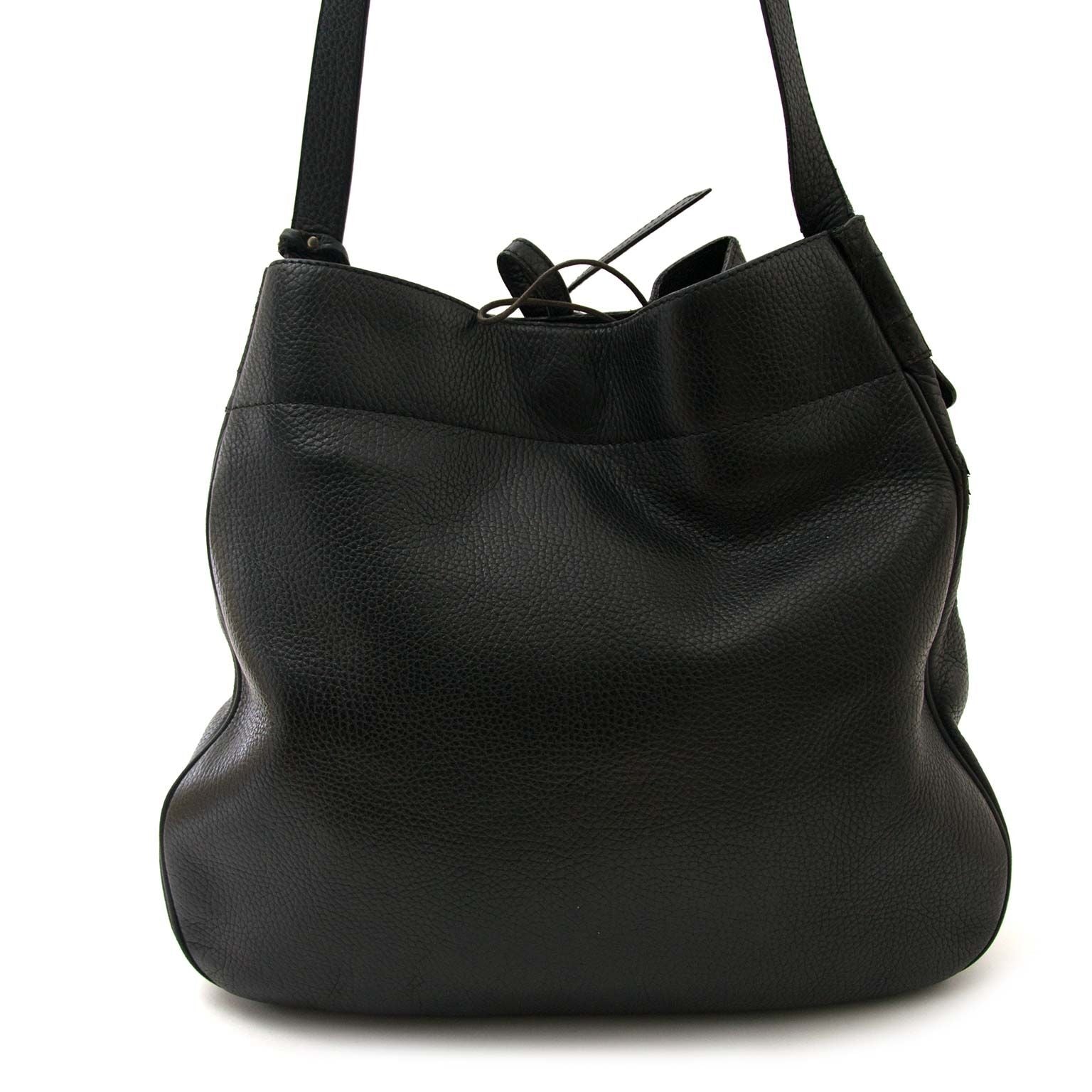 buy secondhand Delvaux Black Leather Drawstring Bucketbag at labellov