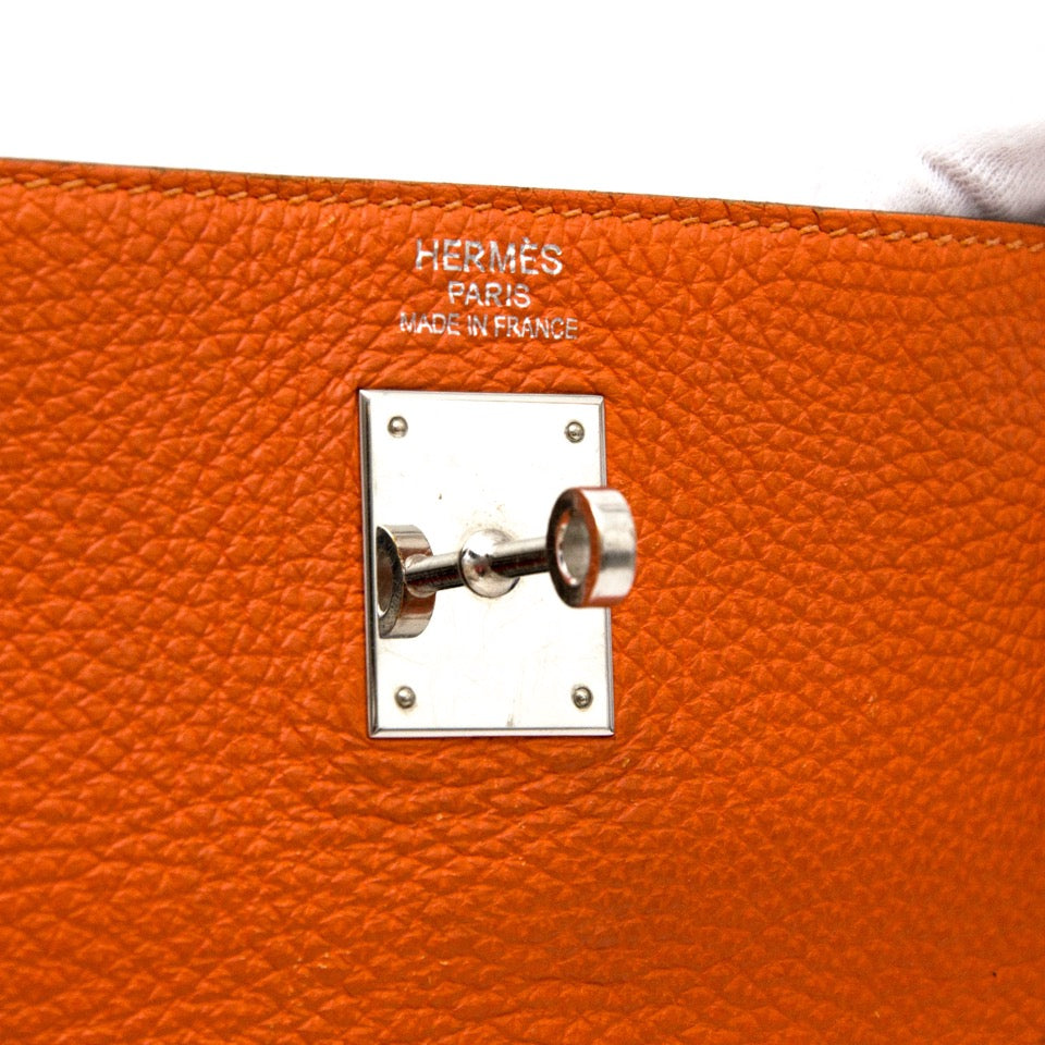 searching for the perfect hermes Christmas bag ? Hermes Kelly 40 Togo Orange PHW worldwide shipping
