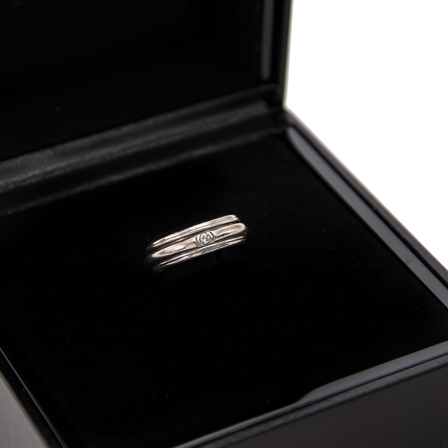 Tweedehands designer handtas aan de beste prijs bij Labellov