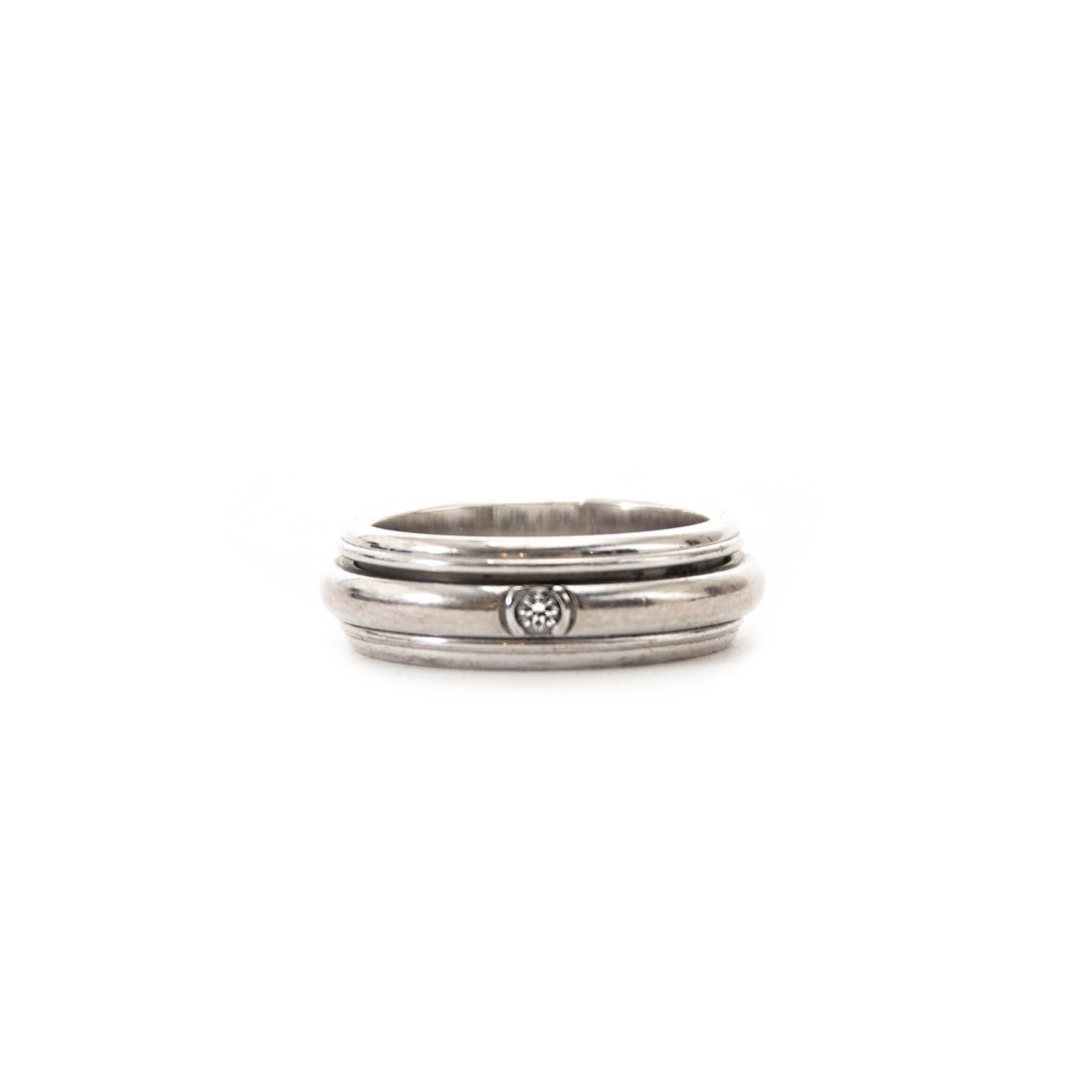 Piaget Possession White Gold Ring for the best price at Labellov
