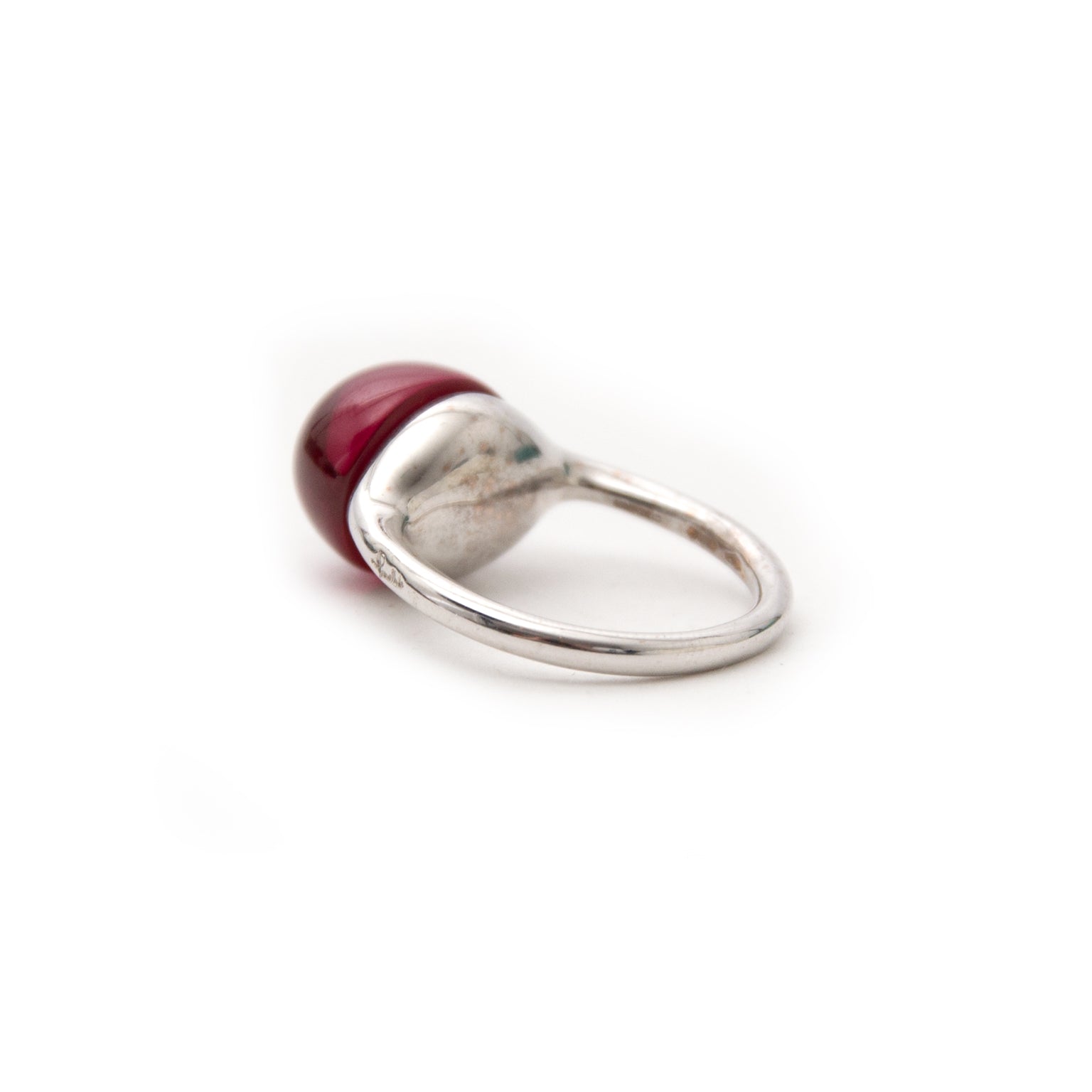 Pomellato Ring Rouge Passion Ruby Stone nu online bij labellov.com tegen de beste prijs