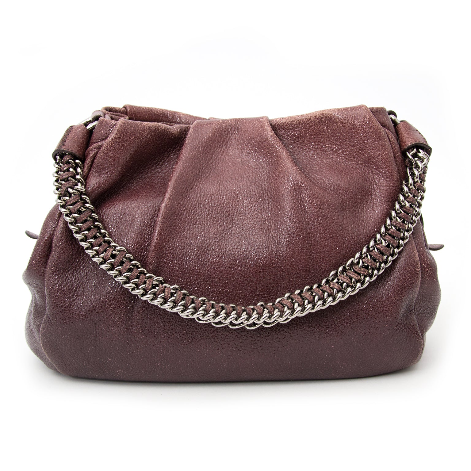 The prada Aubergine Shopper Bag now available in the showroom in Antwerp at the best price.