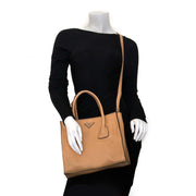 Prada galleria tassen te koop bij Labellov vintage mode webshop belgië