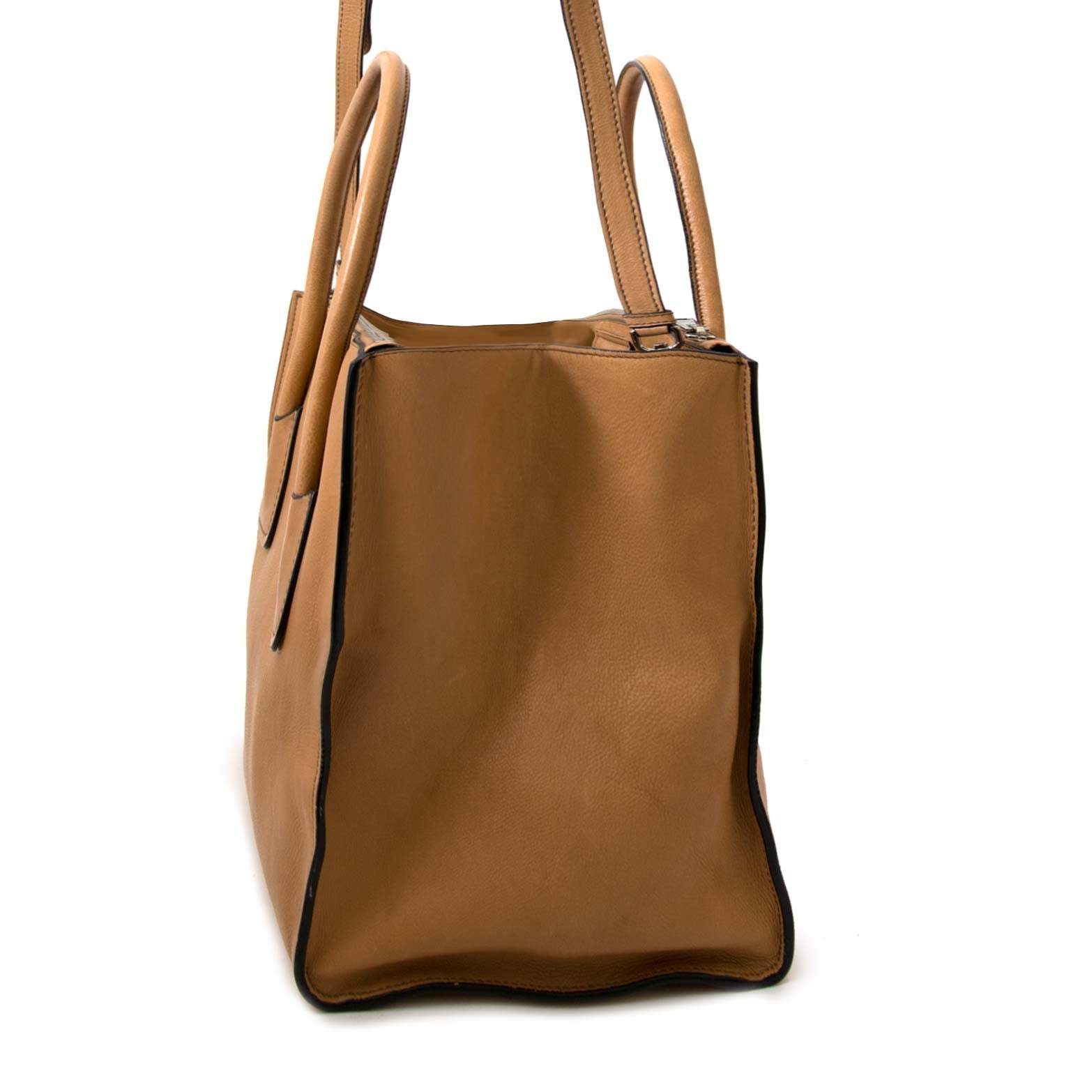 Safe online shopping at Labellov vintage fashion webshop for the best price