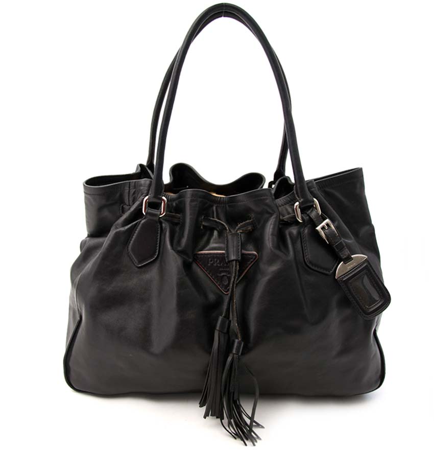 Prada Black Drawstring Tassel Tote Leather net als nieuw Prada Black Drawstring Tassel Tote Leather