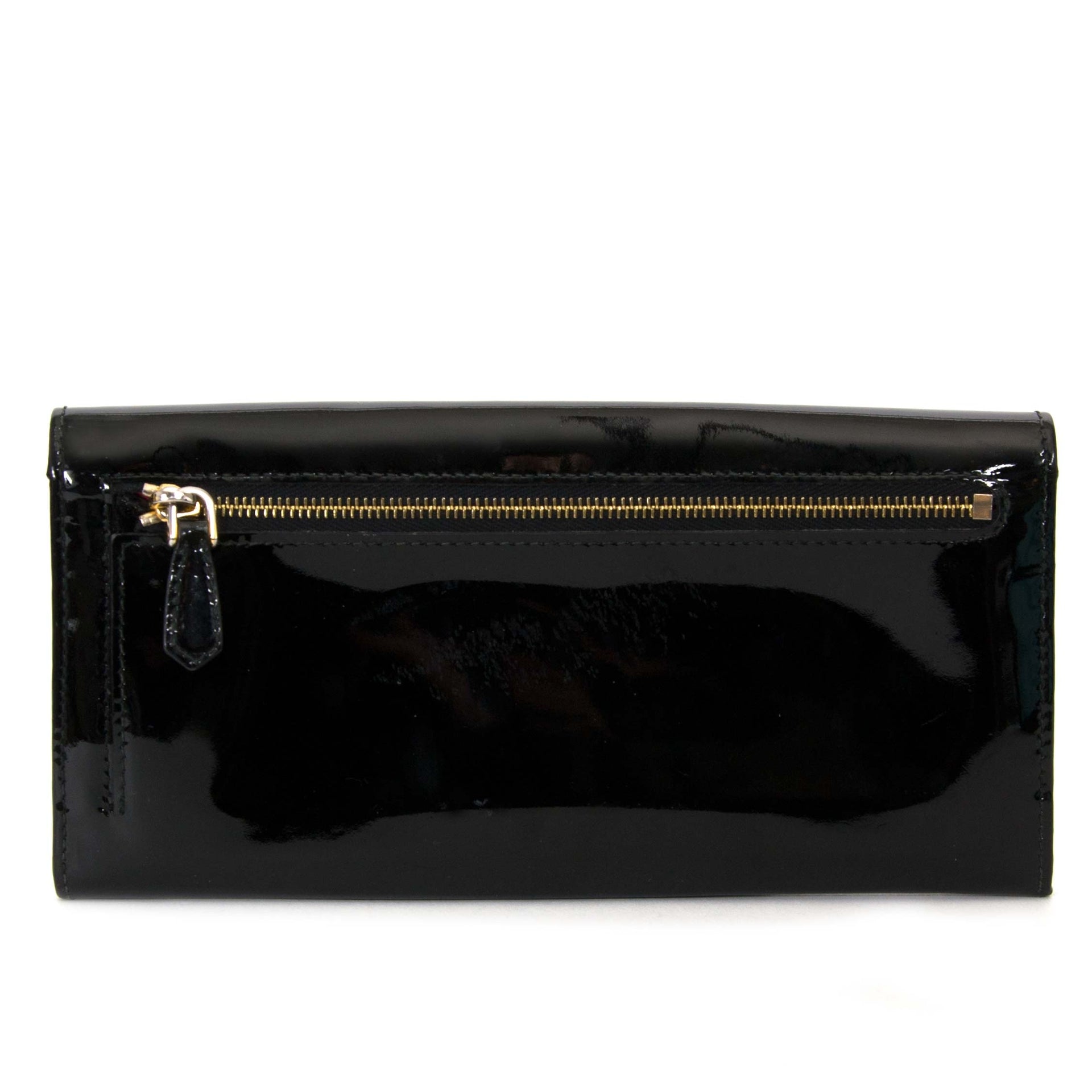 prada black patent leather wallet now for sale at labellov vintage fashion webshop belgium