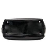 Prada Black Patent Bowling Bag Buy authentic designer Prada secondhand bags at Labellov at the best price. Safe and secure shopping. Koop tweedehands authentieke Prada tassen bij designer webwinkel labellov.
