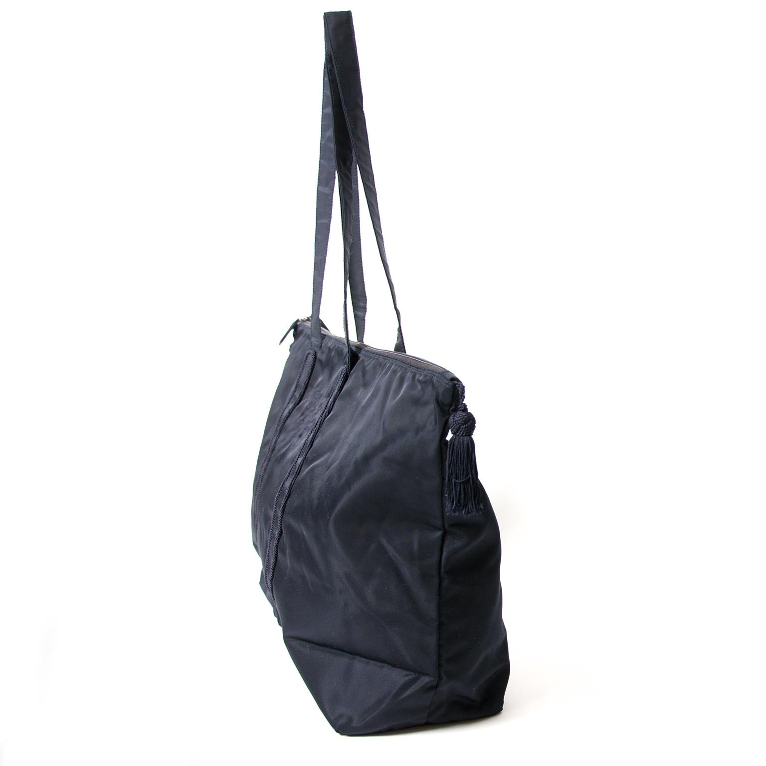 Prada dark blue nylon shopper now for sale at labellov vintage fashion webshop belgium