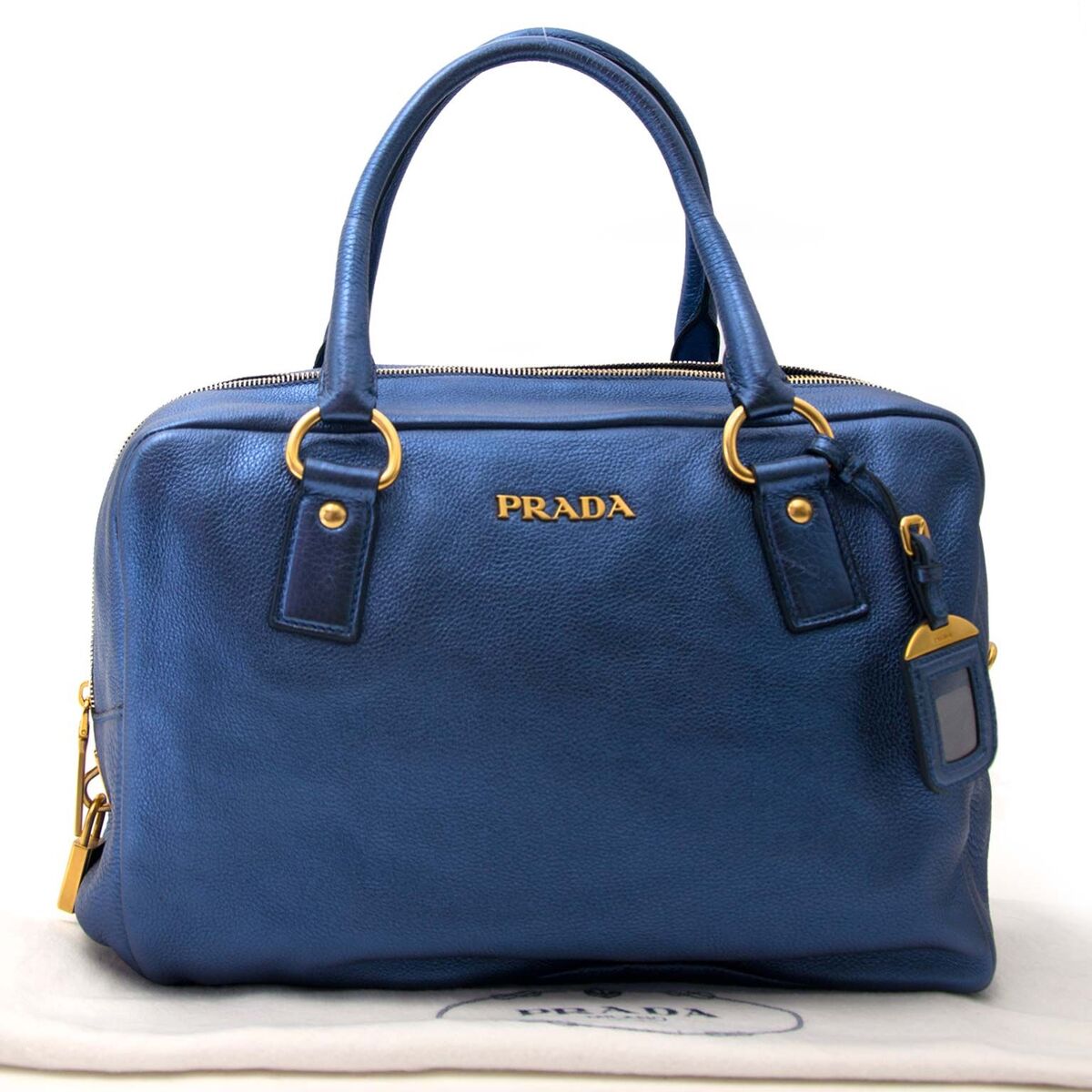 Want to buy a secondhand authentic Prada Bag? Buy at LabelLOV for the best price. Secure online shopping.