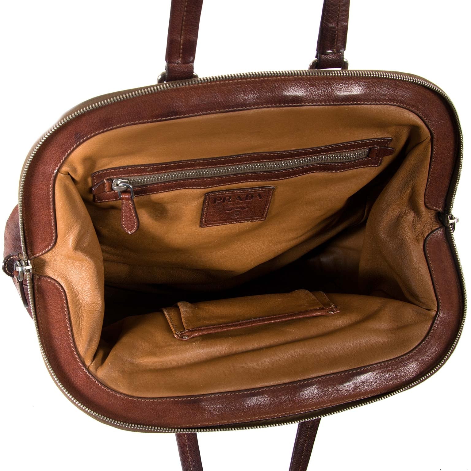 buy and sell tweedehands Prada Brown Leather Shoulder Bag at labellov antwerp
