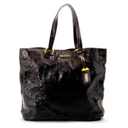 Prada Dark Brown Patent Leather Tote Bag nu te koop bij labellov antwerpen voor de beste prijs